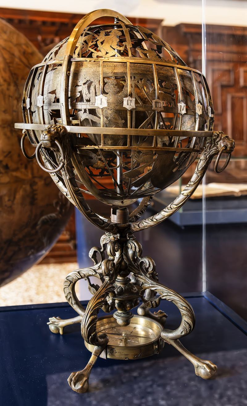 Mechanické nebeské a zemské globy vyrobené po roce 1565, Correr Museum, Benátky