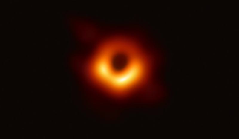Event Horizon Telescope-billedet af det sorte hul i centrum af Messier 87