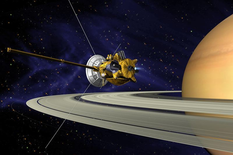 Kunstnerisk fremstilling av romfartøyet Cassini som fyrer av motoren under innskytingen i bane rundt Saturn