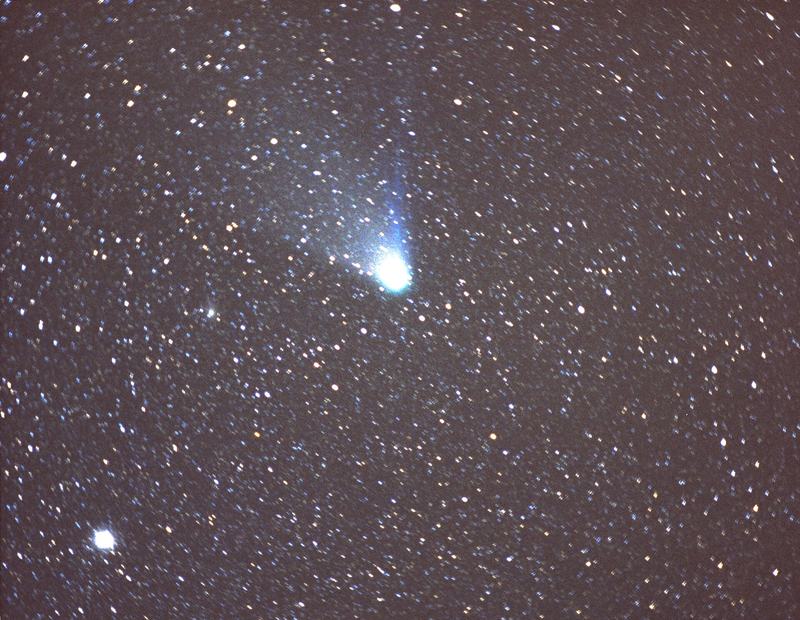 Halley's Comet photographed from an aircraft-mounted observatory during its 1986 apparition