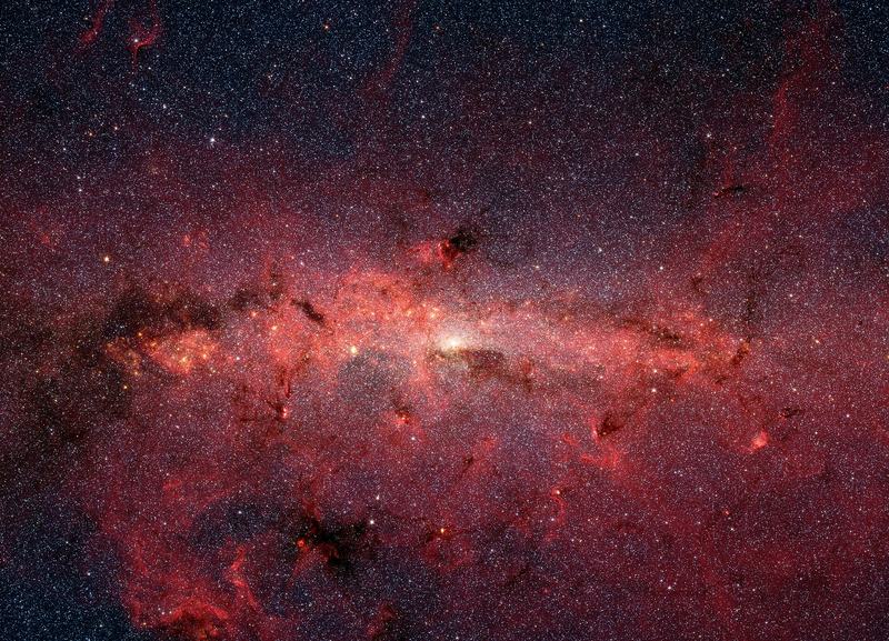 Infrared view of the Milky Way's core from the Spitzer Space Telescope