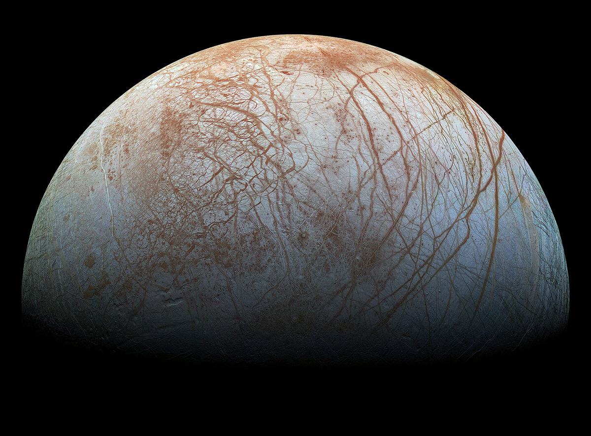 Europa: månen som skjuler mer hav enn Jorden