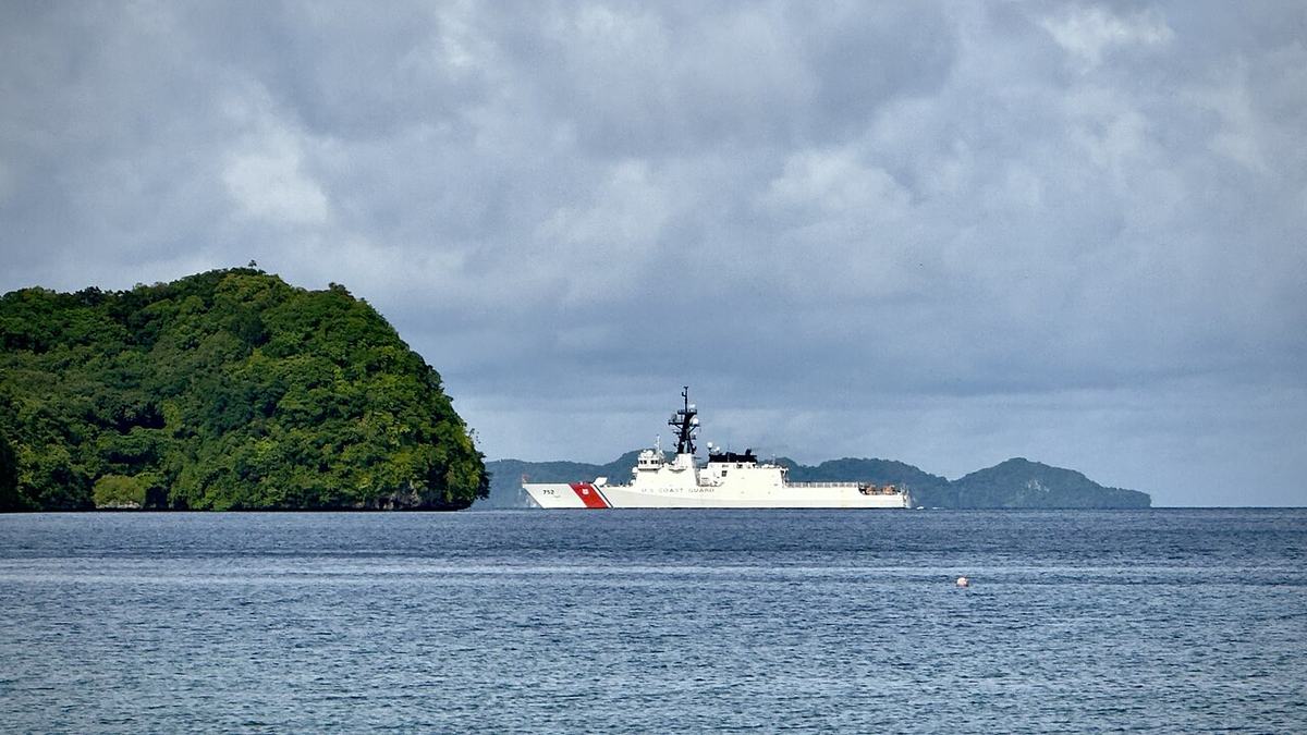 Palau: Ostrovní Národ, Který Zakázal Sluneční Krém, Aby Zachránil Své Úteesy