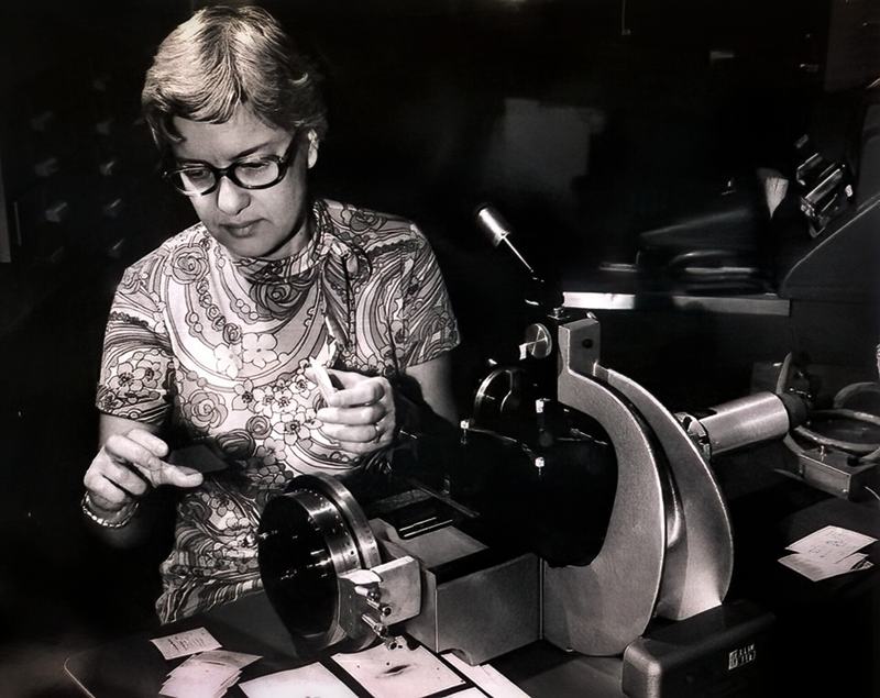 Vera Rubin measuring spectra in 1974