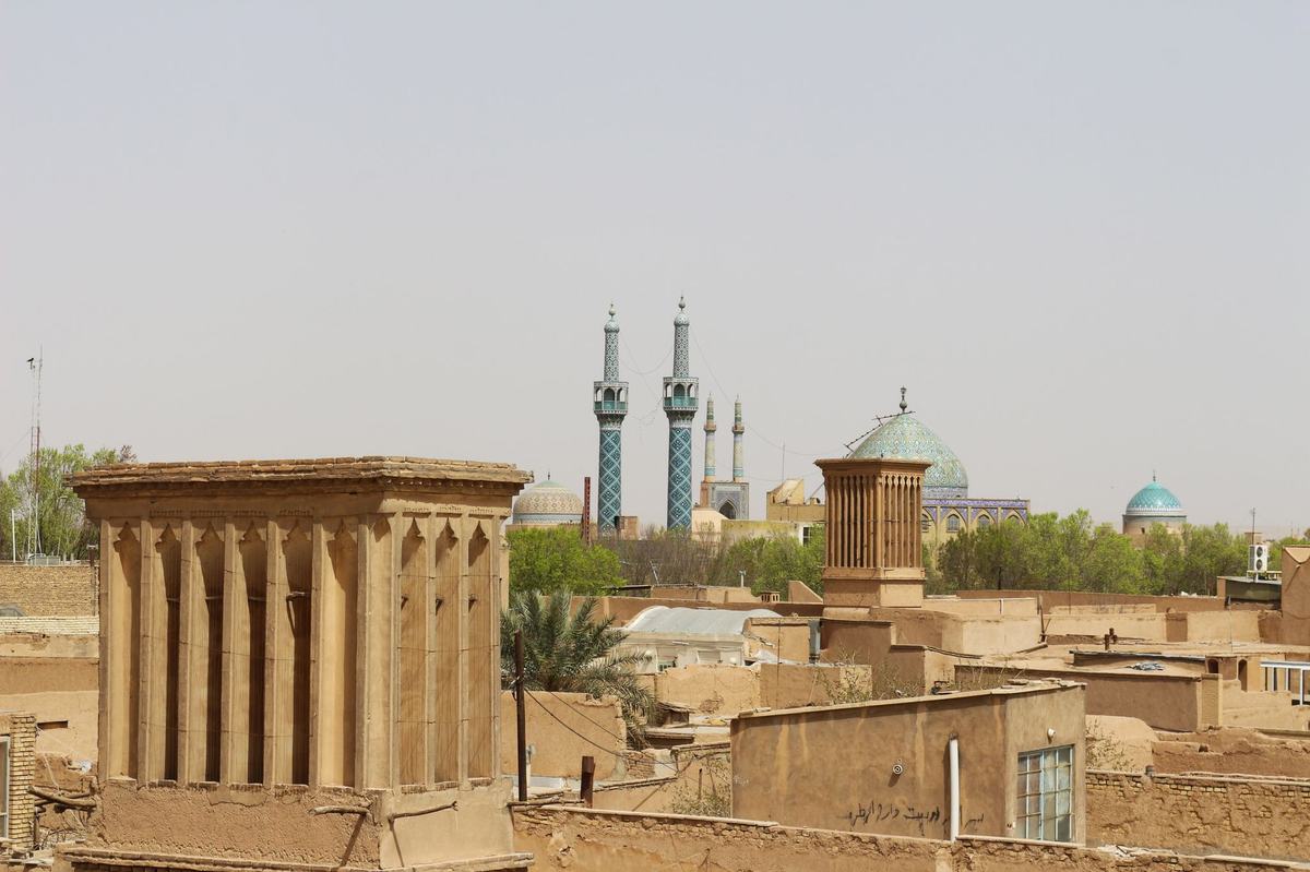 Iran: Una delle Civiltà Più Antiche Ancora in Piedi