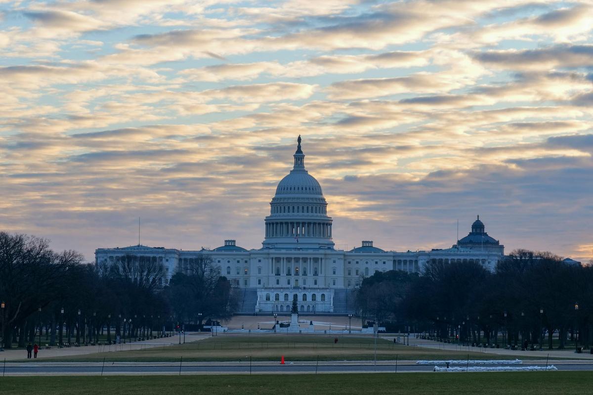 United States: A Country Built on Distance and Reinvention